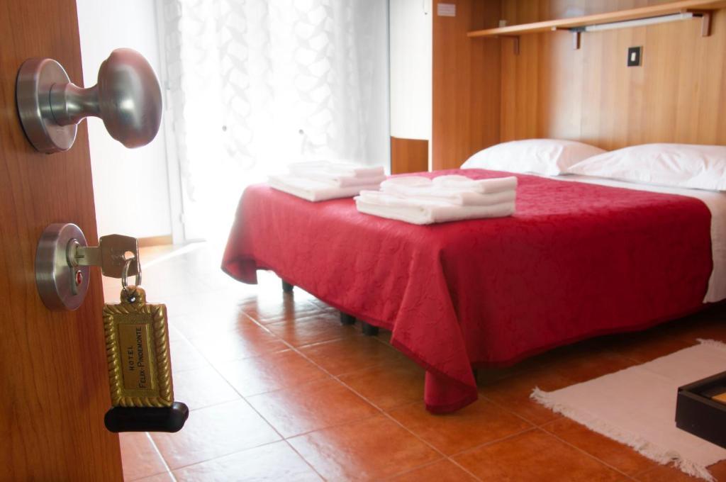 Hotel Felix Pindemonte Lido di Jesolo Pokoj fotografie